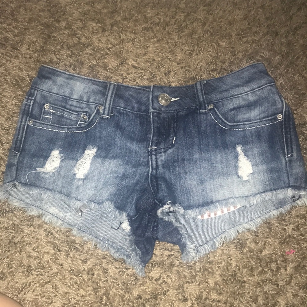 Short w/ American Flag Pockets